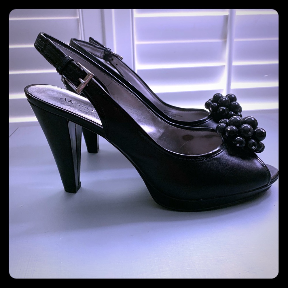 Anne Klein heels size 10